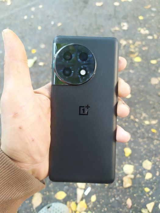 One plus 11r 16/256