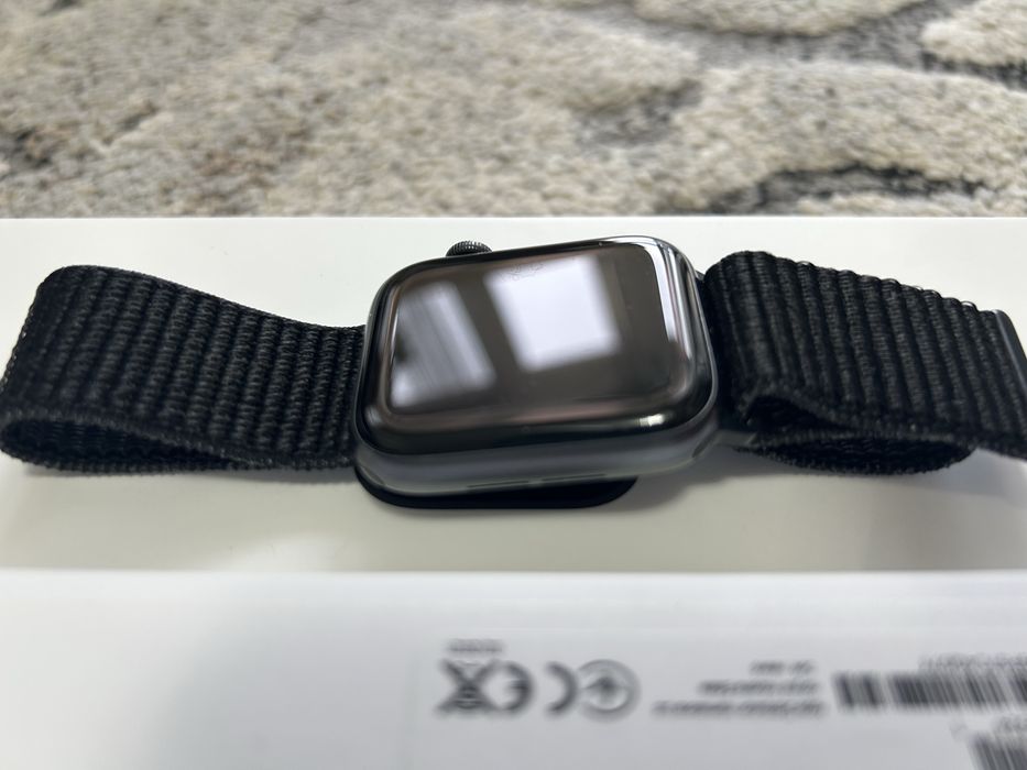 Apple Watch  SE 44mm