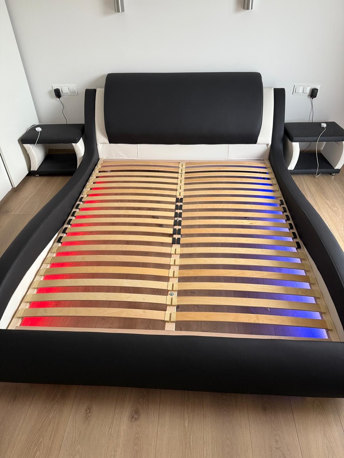 Łóżko do sypialni 160x200 z szafkami nocnymi i stelażem