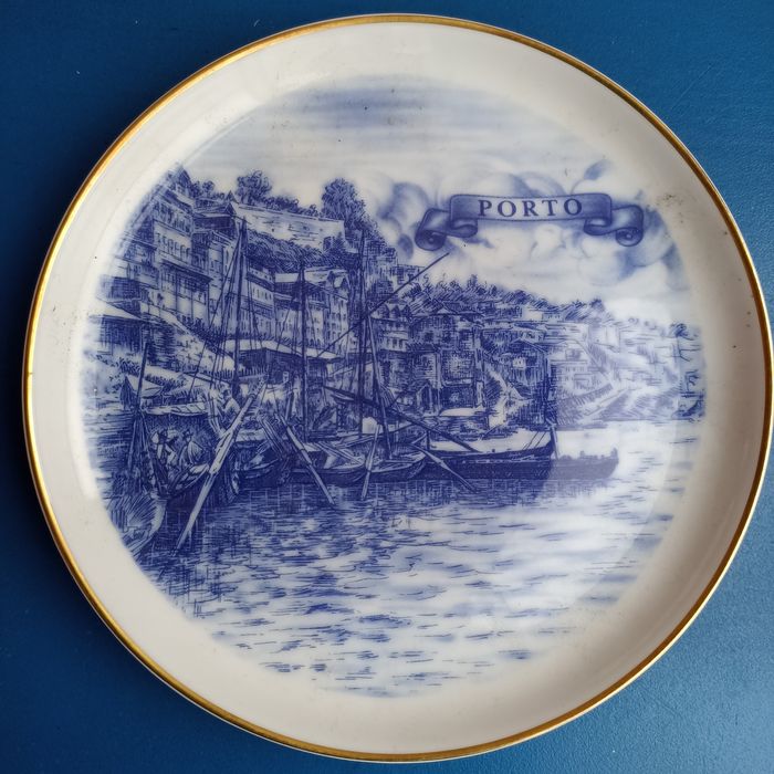 Covilhete Vista Alegre motivo Porto cor monocrática azul