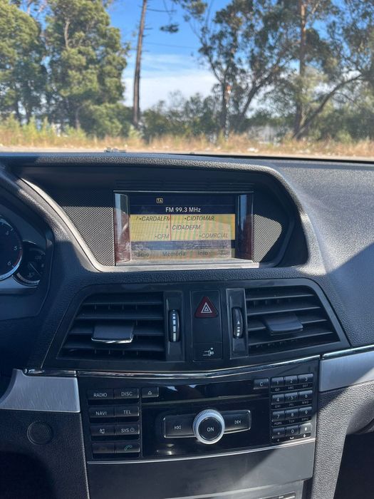 Mercedes Benz Coupé E 220 CDI em muito bom estado com todos os extr