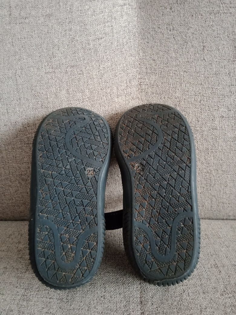 Rezerwacja Buciki dla dziewczynki marki Lasocki rozm 23  ze skóry