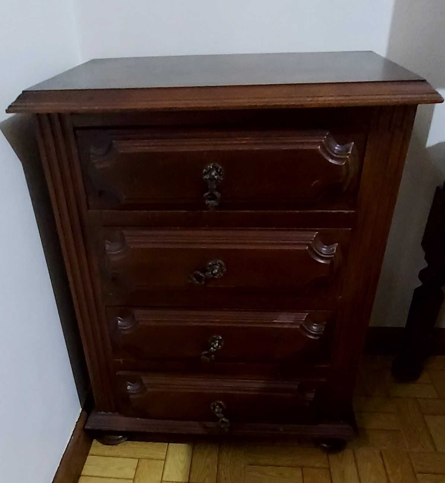 Mobília de Quarto com Roupeiro