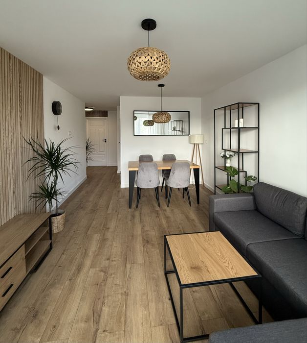 Do wynajęcia przestronne 48m2 mieszkanie po generalnym remocnie