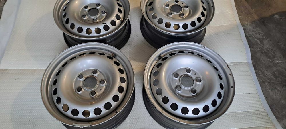 VW 7F0 T5 T6 ORG. Felgi stalowe 6,5J / 16" / 5x120 ET51 Komplet 4 szt