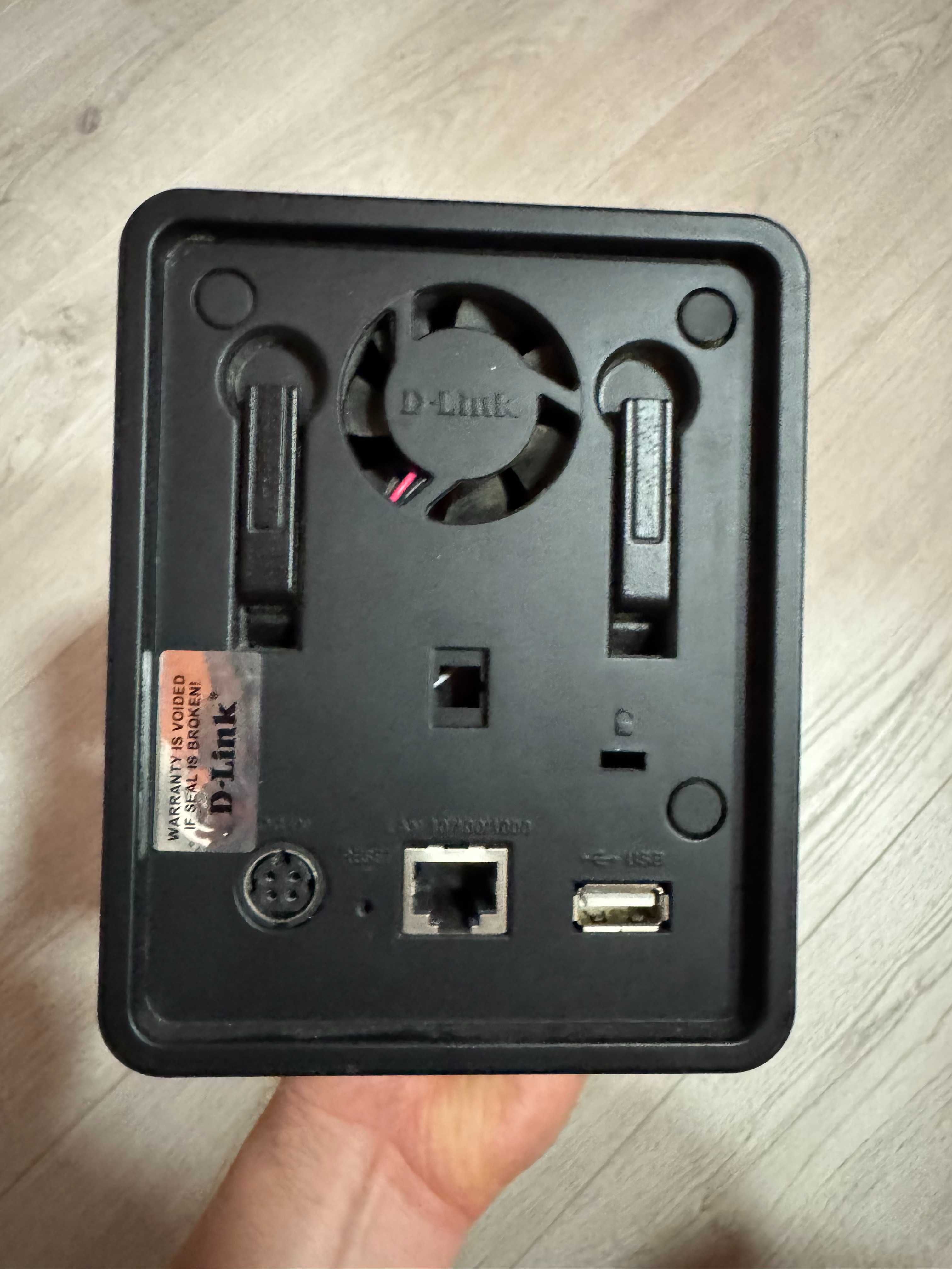 D-LINK DNS-323. Serwer NAS