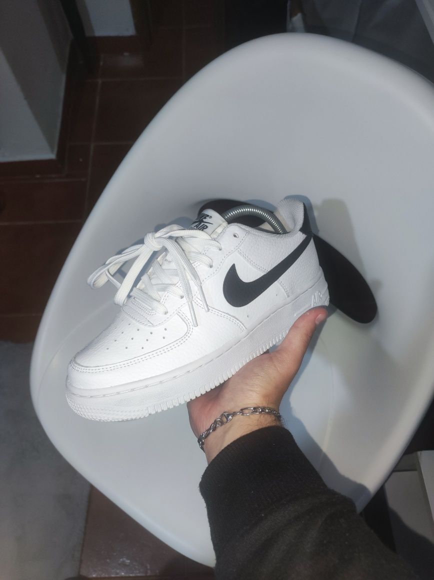 Air Force 1 Low branco/preto