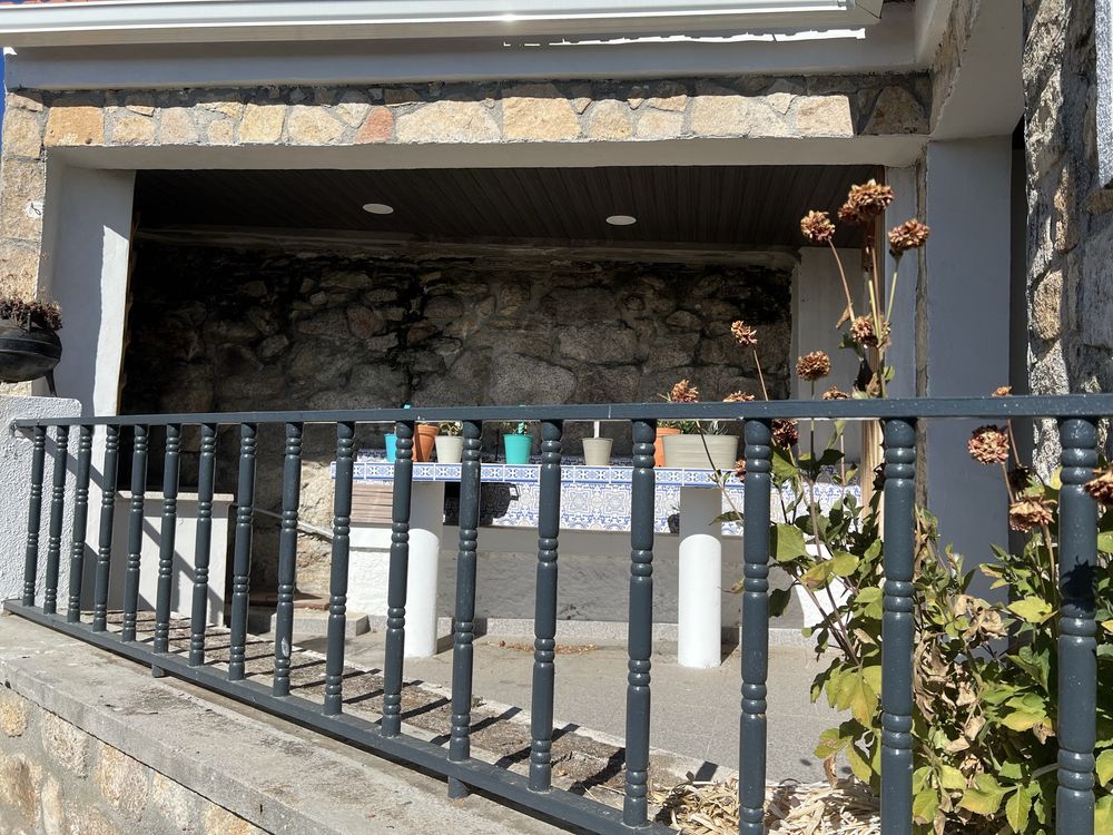 Casa restaurada t2 Penedono