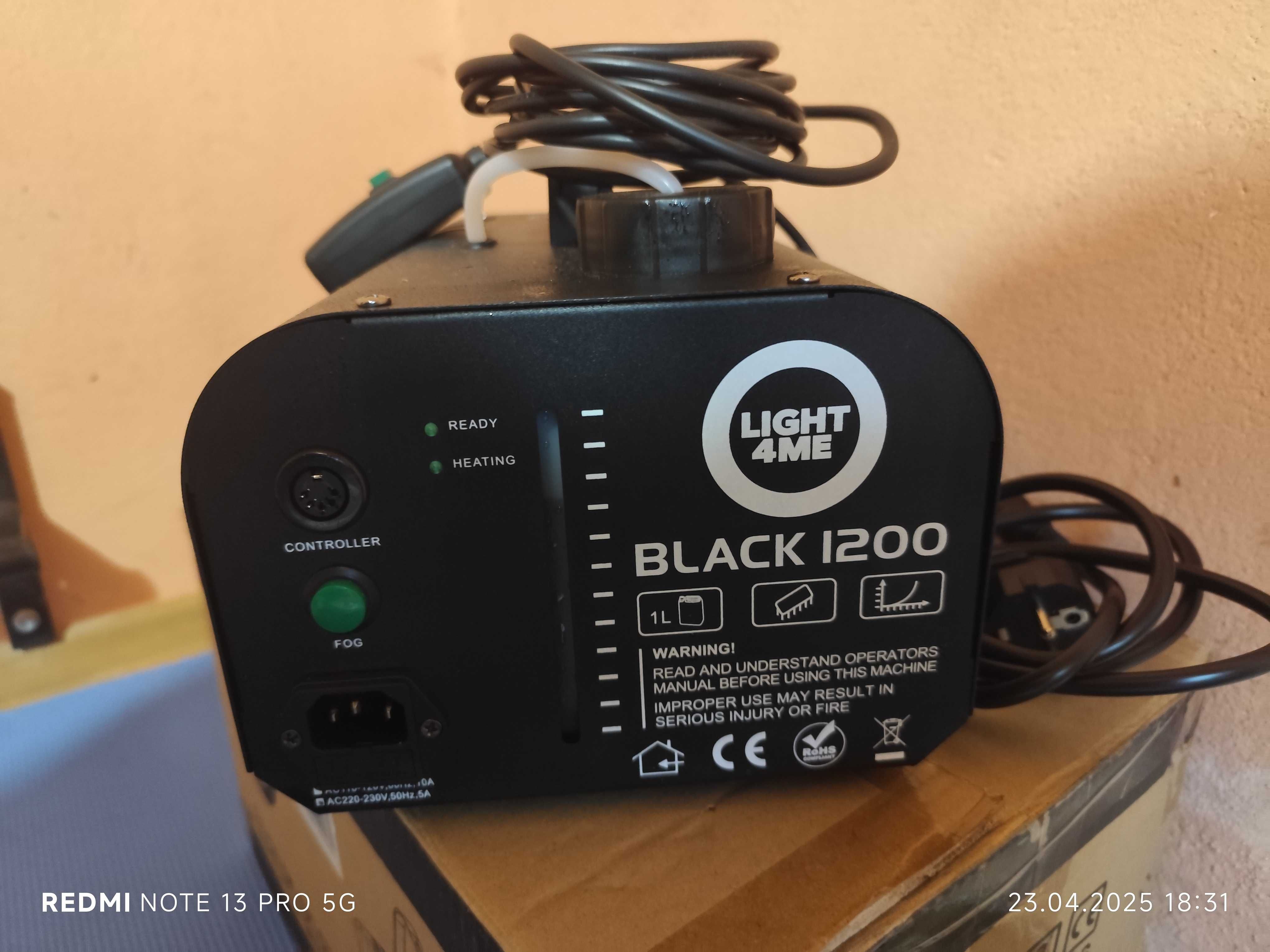 Wytwornica dymu LIGHT4ME black 1200 led