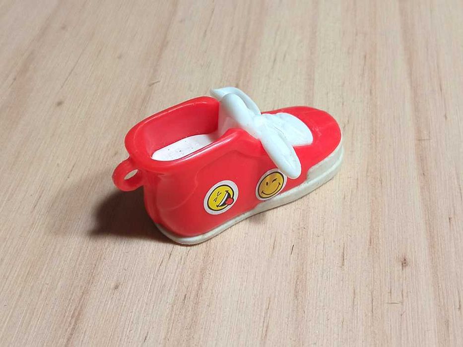 Kinder Surpresa - Fingers Games