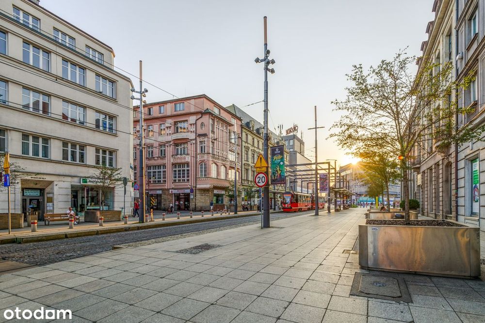 Kawalerka w centrum Katowic – widok na Rynek!