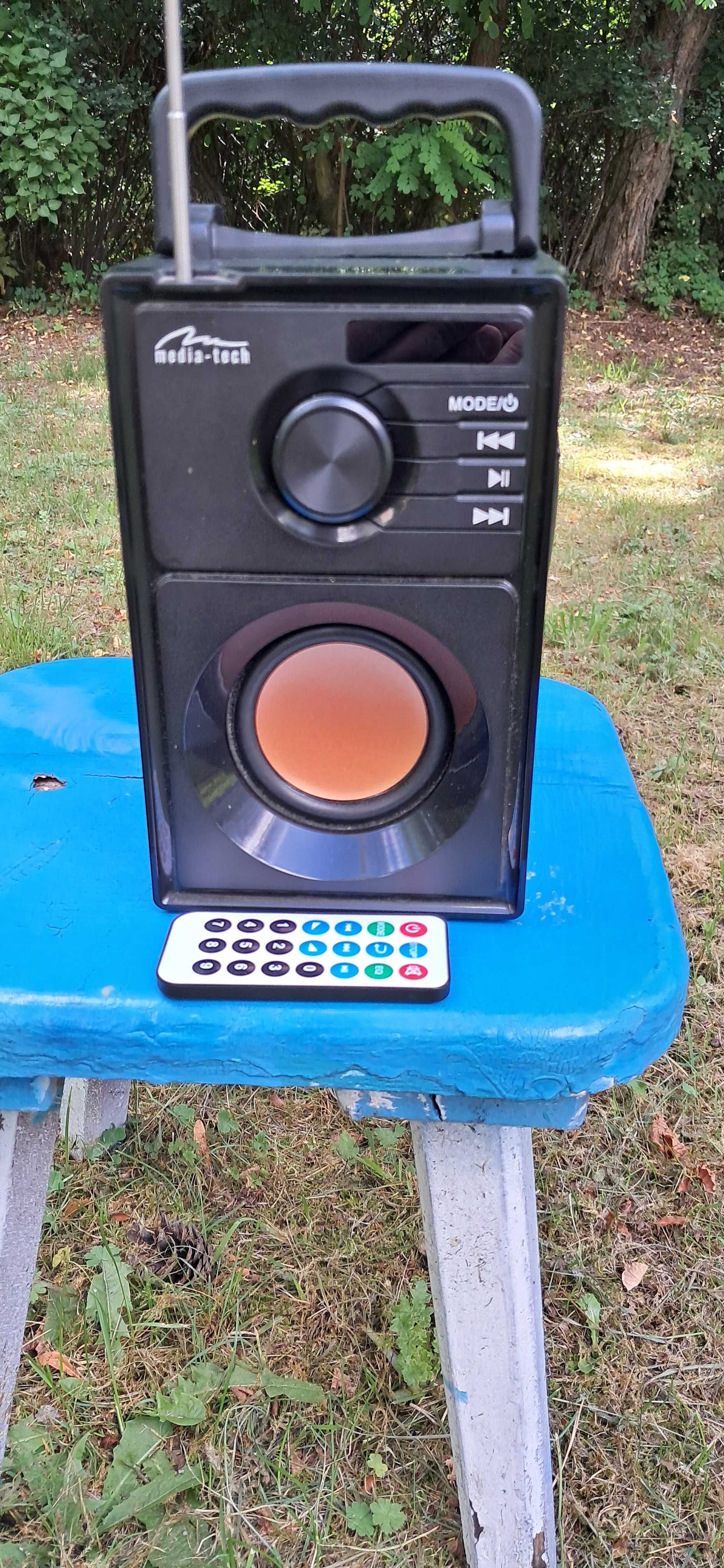 Bezprzewodowy głośnik Bluetooth ,mp3, radio. karta mikro sd,