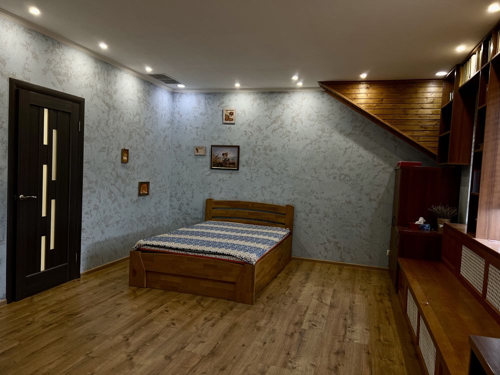 ТЕРМІНОВО VIP будинок 300 м² в с. Путрівка ЦІНУ ЗНИЖЕНО