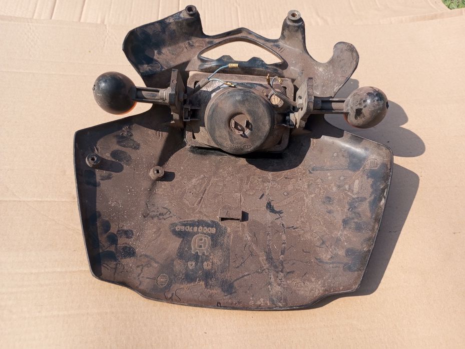 Czasza czacha Husqvarna te 610 te610 lampa kierunkowskazy k6.23