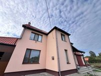 Продаж будинку з ремонтом, гаражем та ділянкою 14 соток!