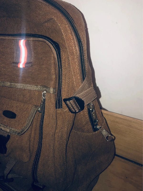 Mochila marca  jaguar