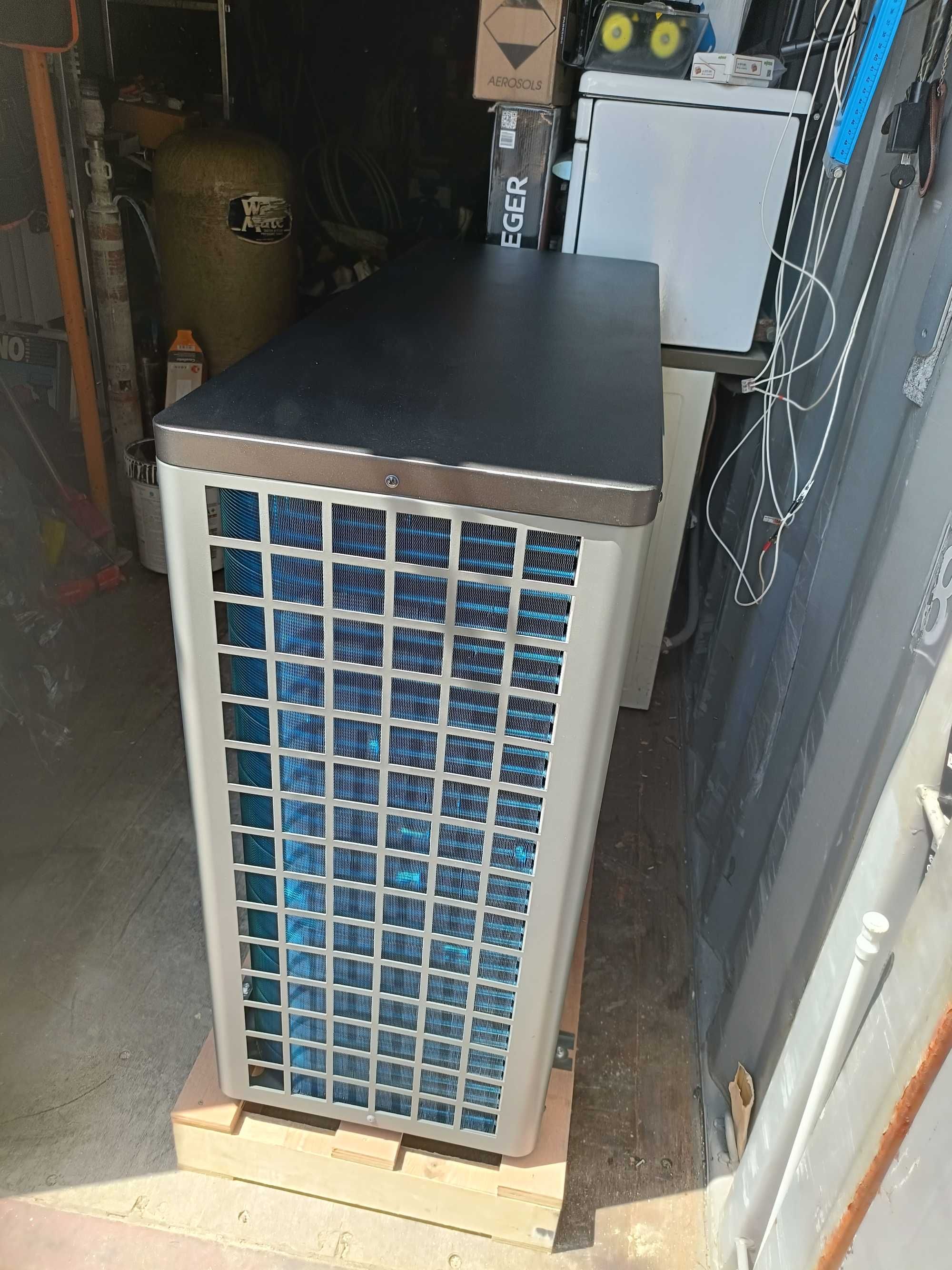 Bomba de calor EKALLOR R290 – Nova em caixa – 2800 €