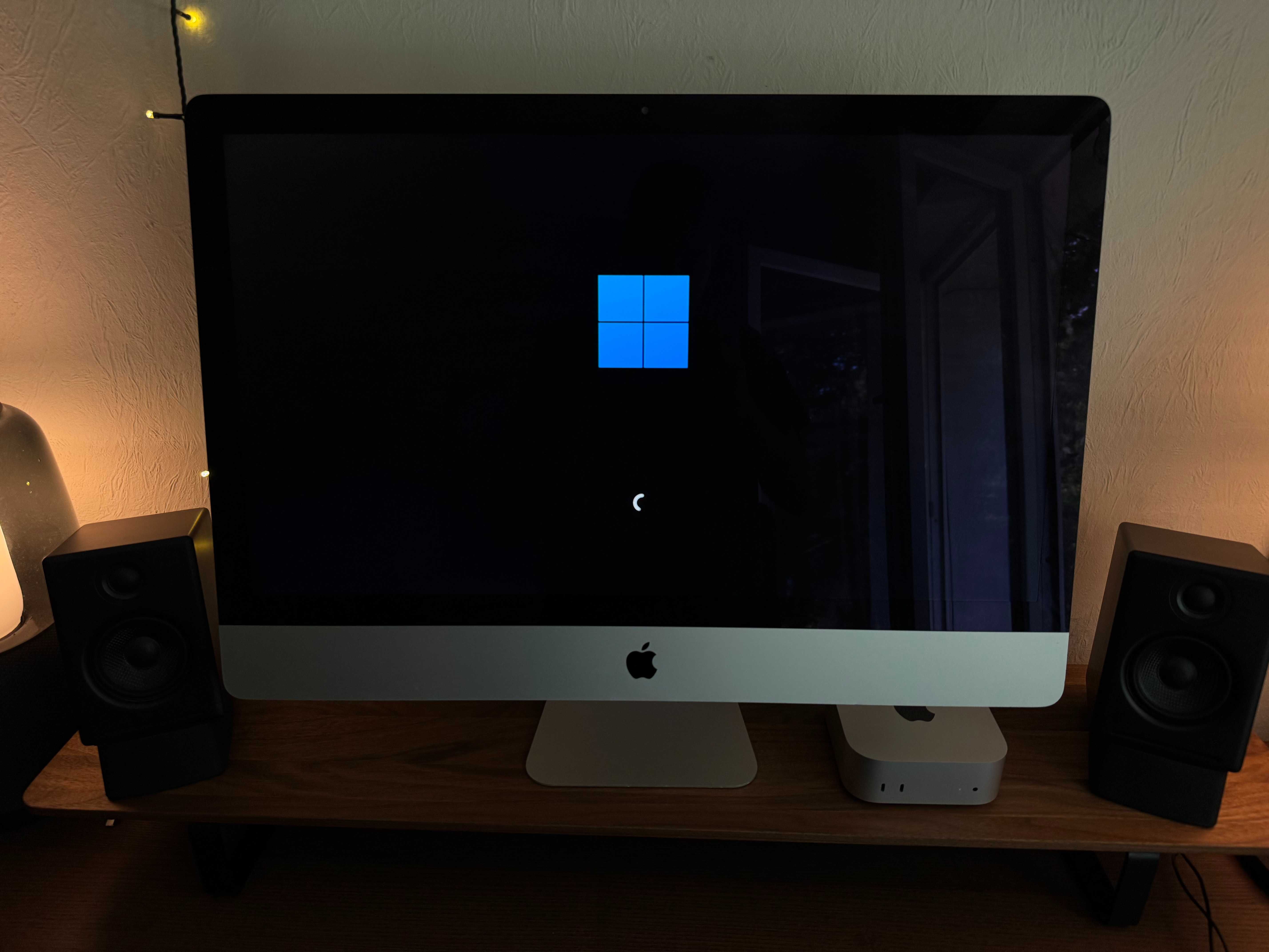 Apple iMac 27'' i7 • 2TB SSD • 24GB RAM • GTX 680MX • macOS + Win 11