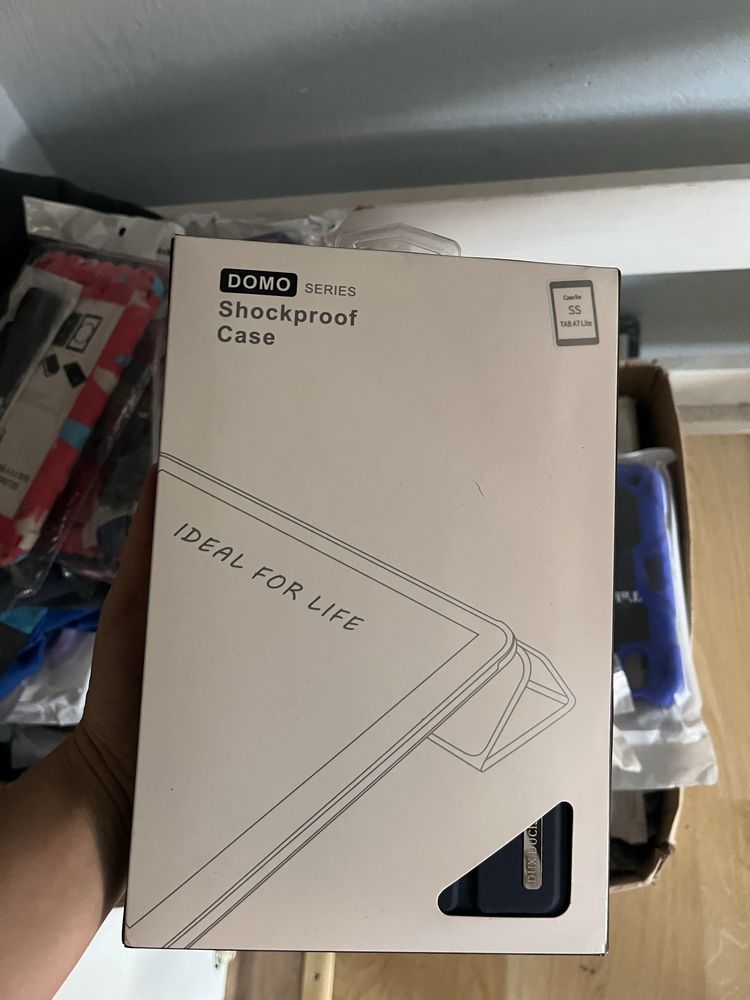 Etui do Ipad, tablety lenovo i itp