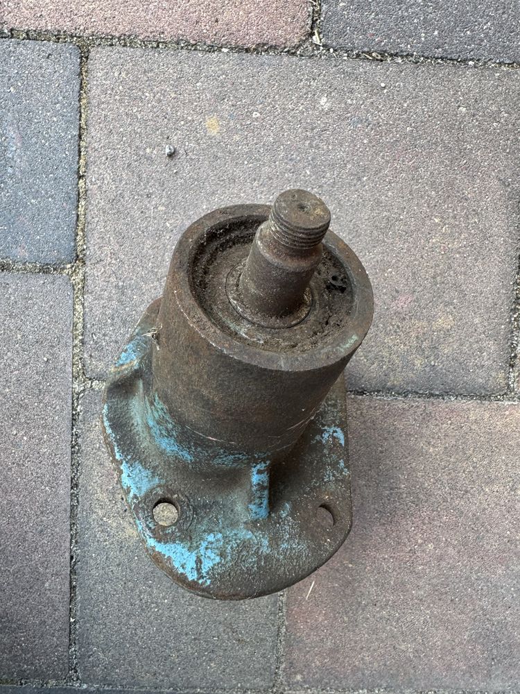 Pompa wody wodna Ursus C-385