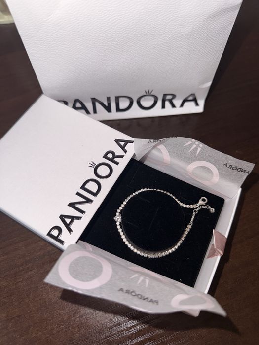 продам браслет від Pandora «Блискуче паве»