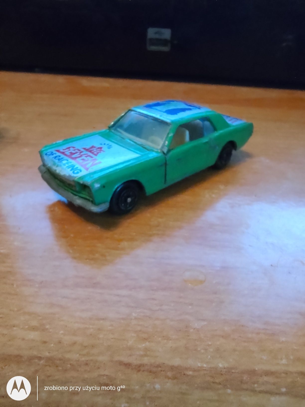 Matchbox/yatming ford mustang