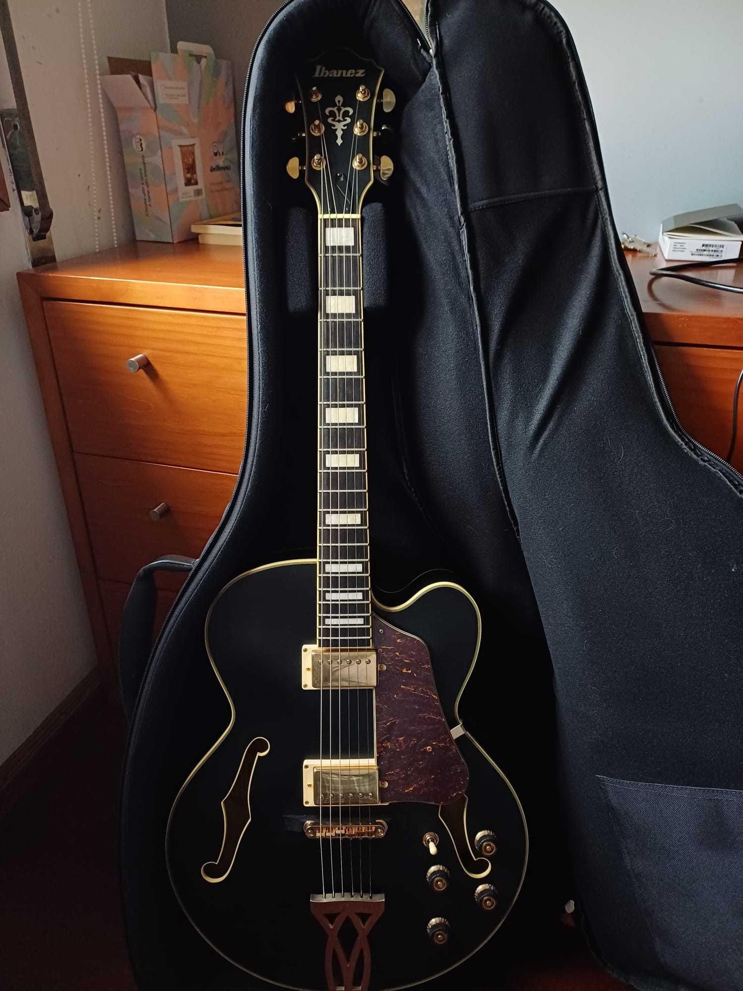 Ibanez AF75G artcore Black Flat + Saco