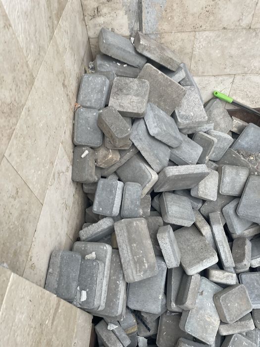 Поитка тротуарная серая 10м2