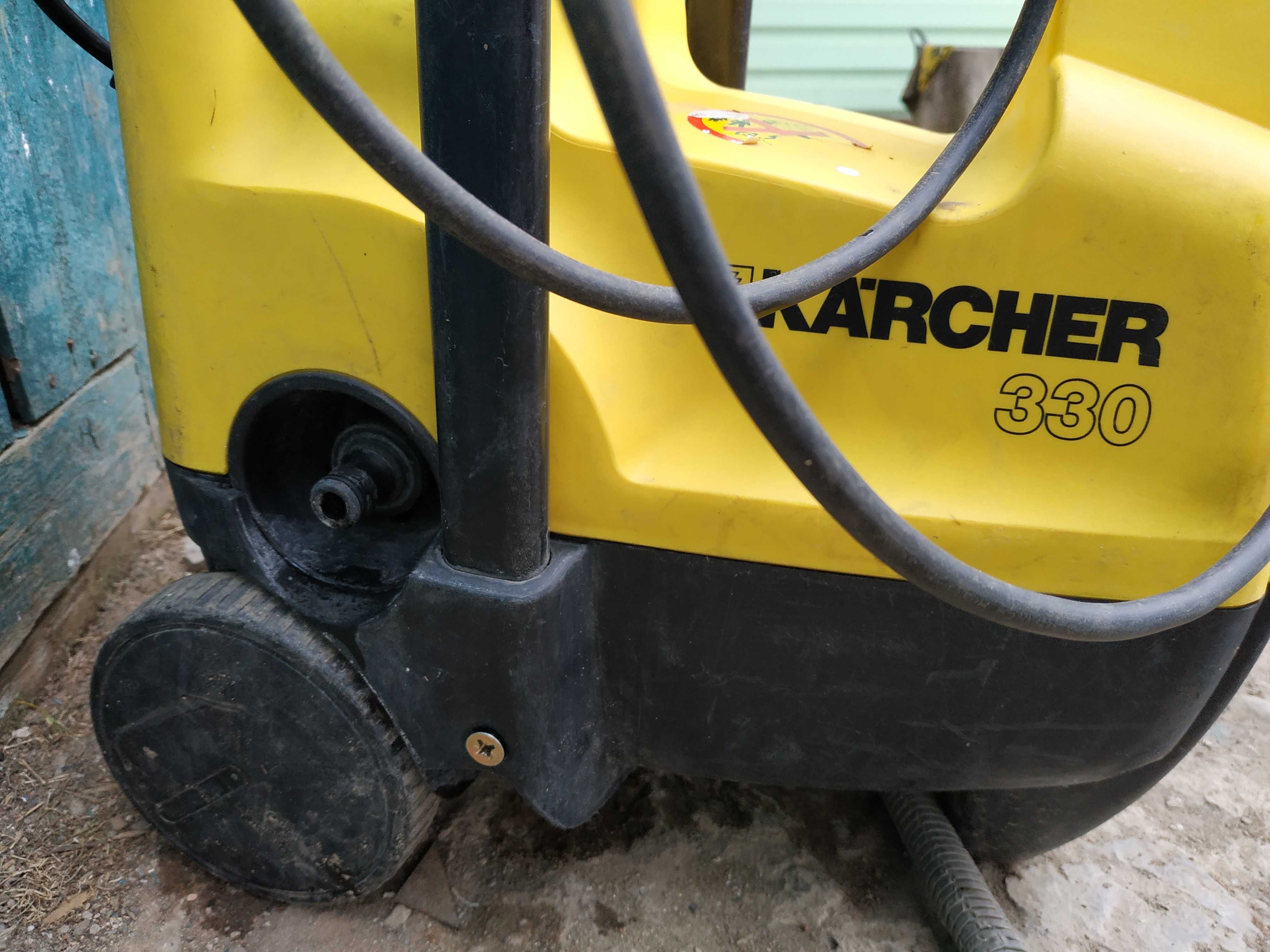 Мийка високого тиску Karcher -330M