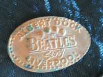 2 Chapas de Metal Antigas Beatles Beatles Story Liverpool Penny Land*