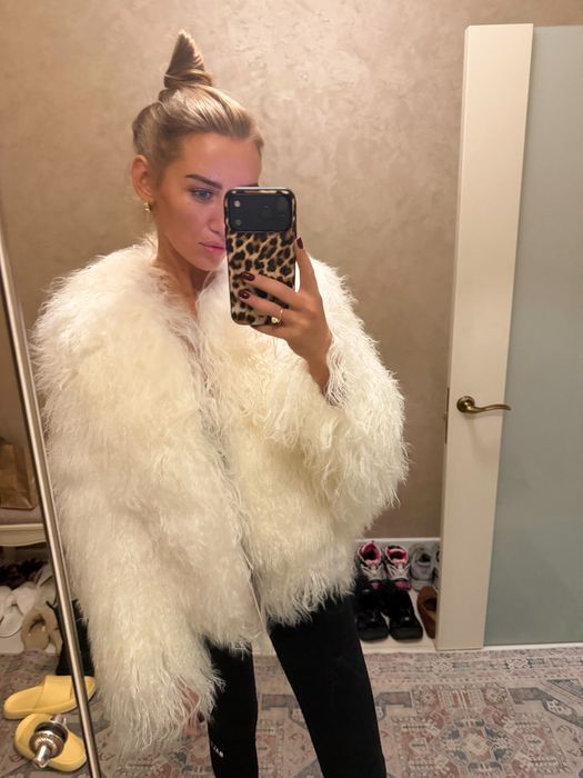 Шуба натуральная лама