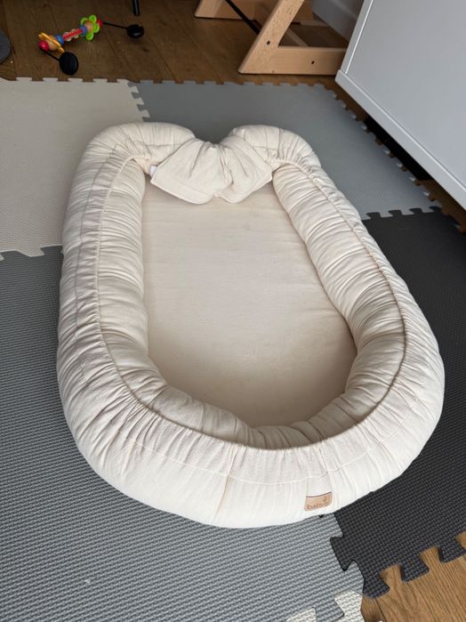 Kokon niemowlęcy BABYLY – bawełna – jasny beż