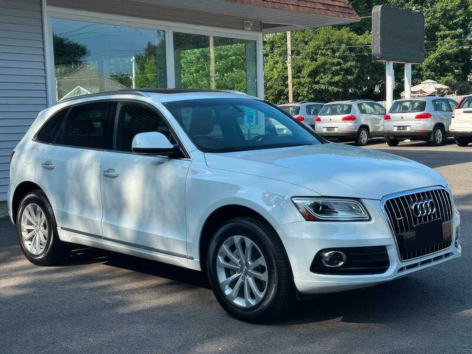 Audi Q5      2015