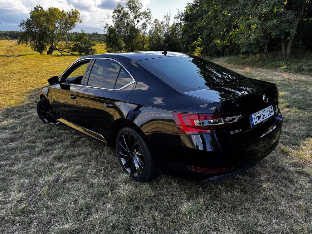 Skoda Superb 2.0 TDI 2019r