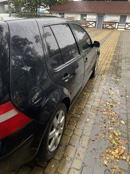 Продам автомобіль volkswagen golf 4