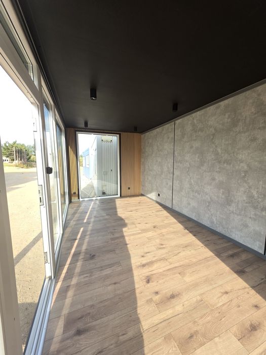 Kontener biurowy 6m x 3m