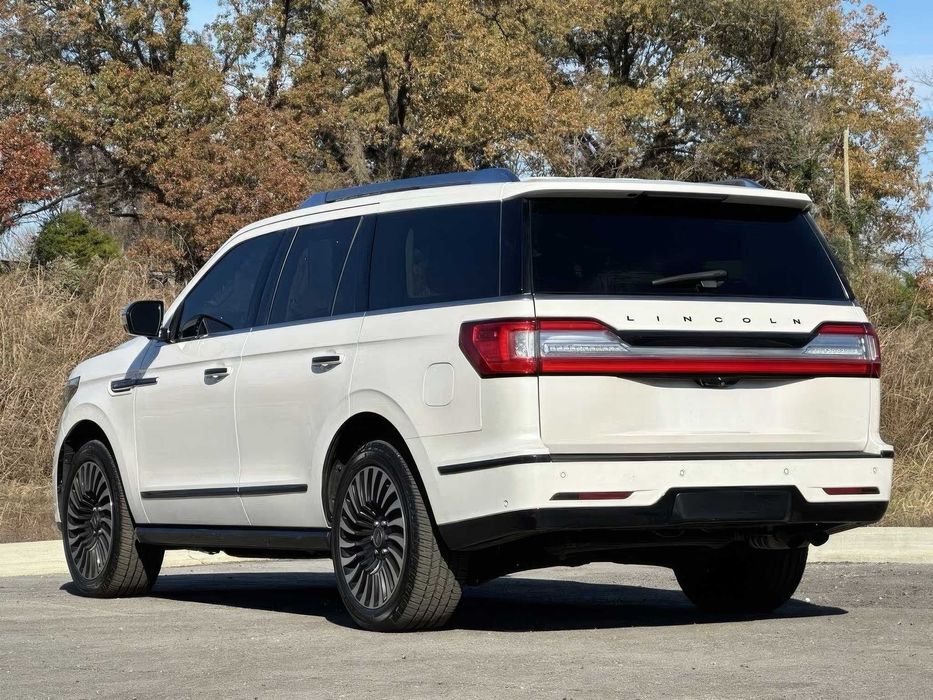 Lincoln Navigator Black Label      2018
