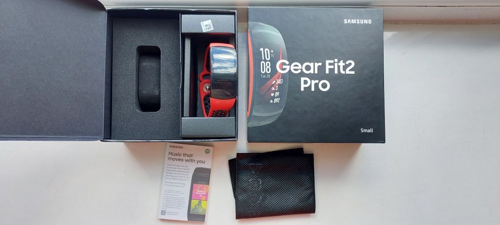 Samsung gear fit 2 pro (читаєм опис)