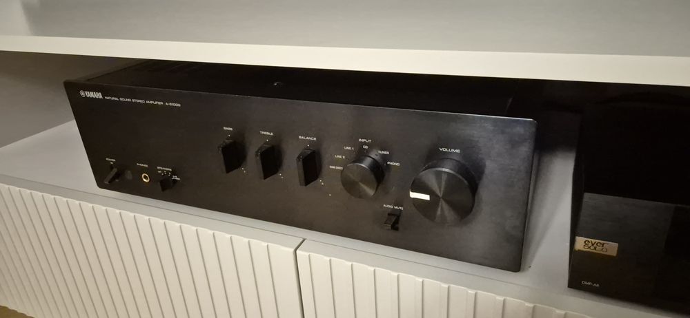 Yamaha A-S1000 czarna - wzmacniacz stereo Hi-Fi + pilot