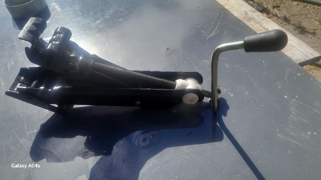 Macaco pra elevar carros