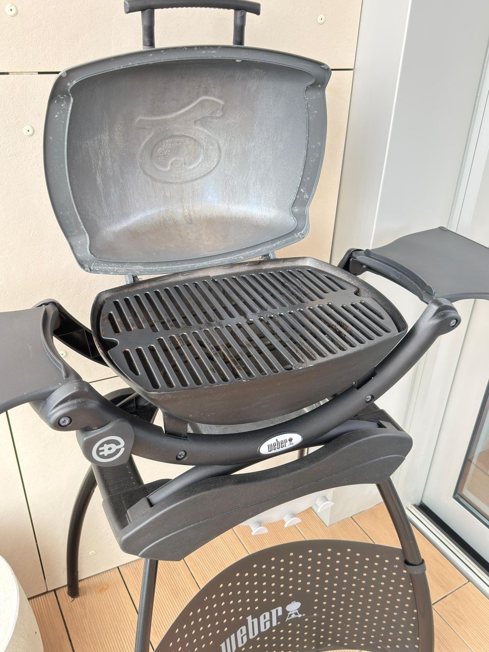 Grelhador elétrico weber