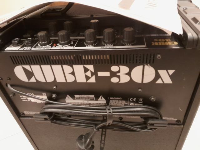 Wzmacniacz gitarowy CUBE-30X