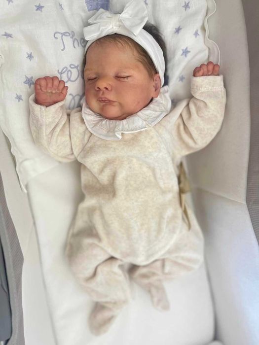 Sprzedam  oryginalną  lalkę  reborn  Lucas