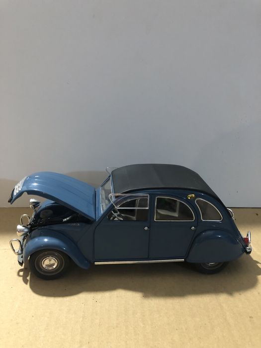 Citroen 2cv escala 1:17