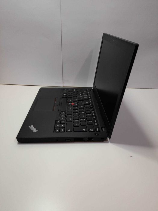 Lenovo X260 - Intel Core i5 / 8Gb / SSD 240Gb