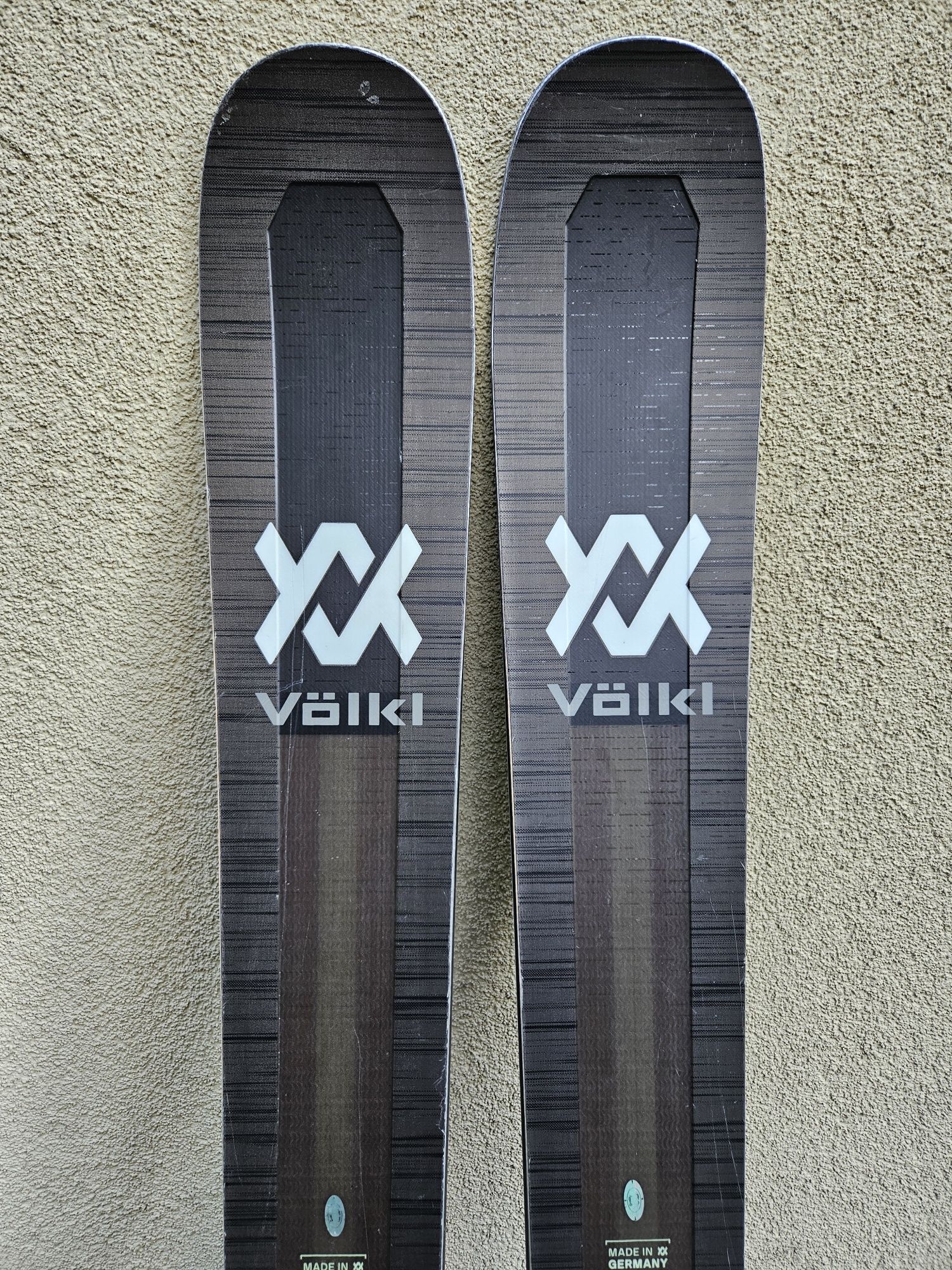 Volkl Mantra 102 184 cm Tyrolia Attack 13 demo