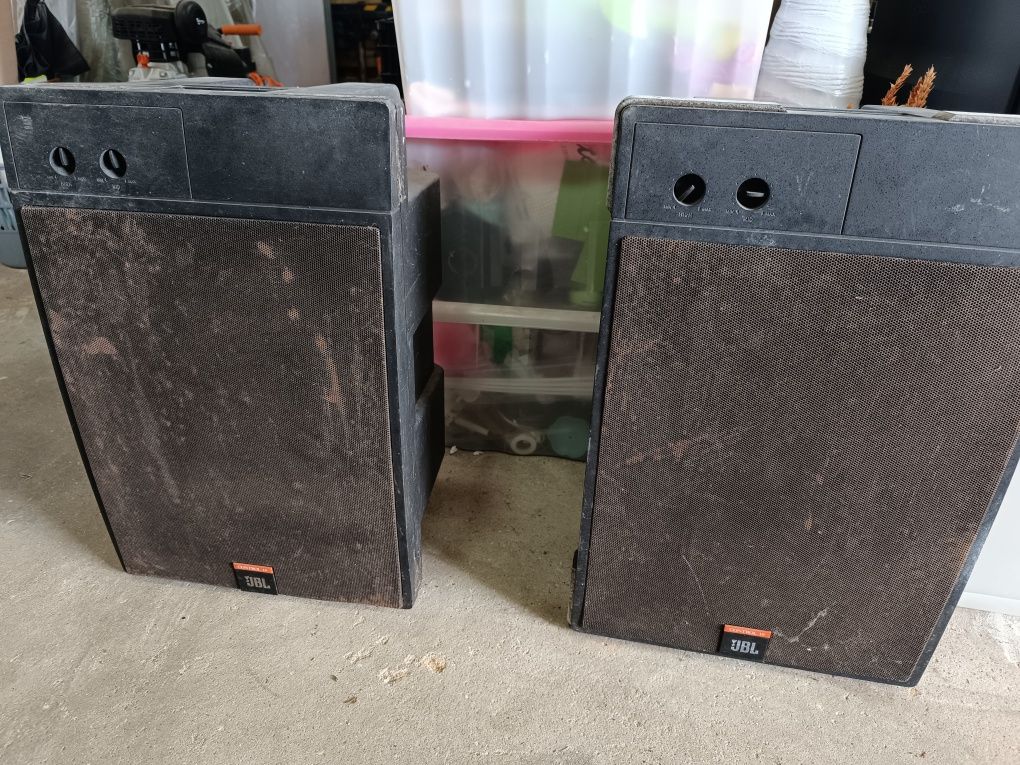 Colunas JBL Control 10