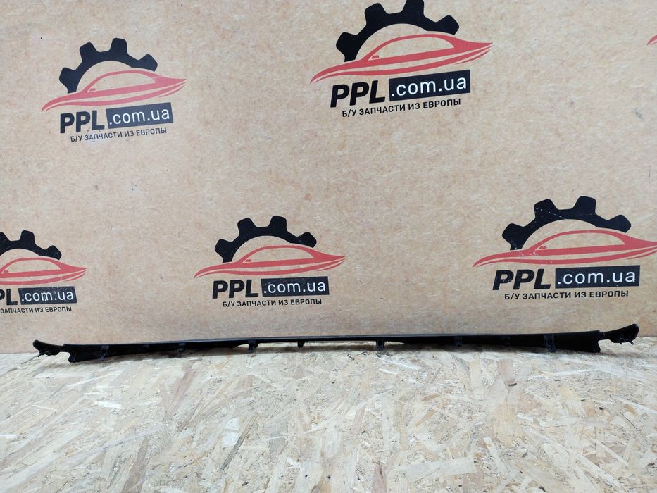 Mazda CX-5 II 2017- накладка спойлера крышки багажника KB7W-51981