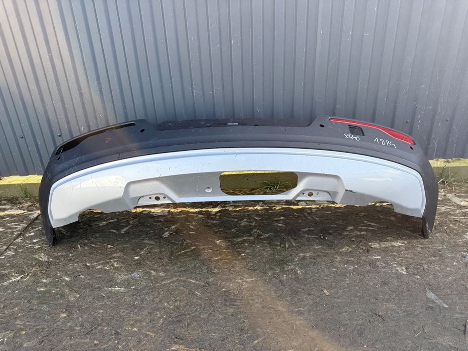 Вольво хс40 задній бампер volvo задний