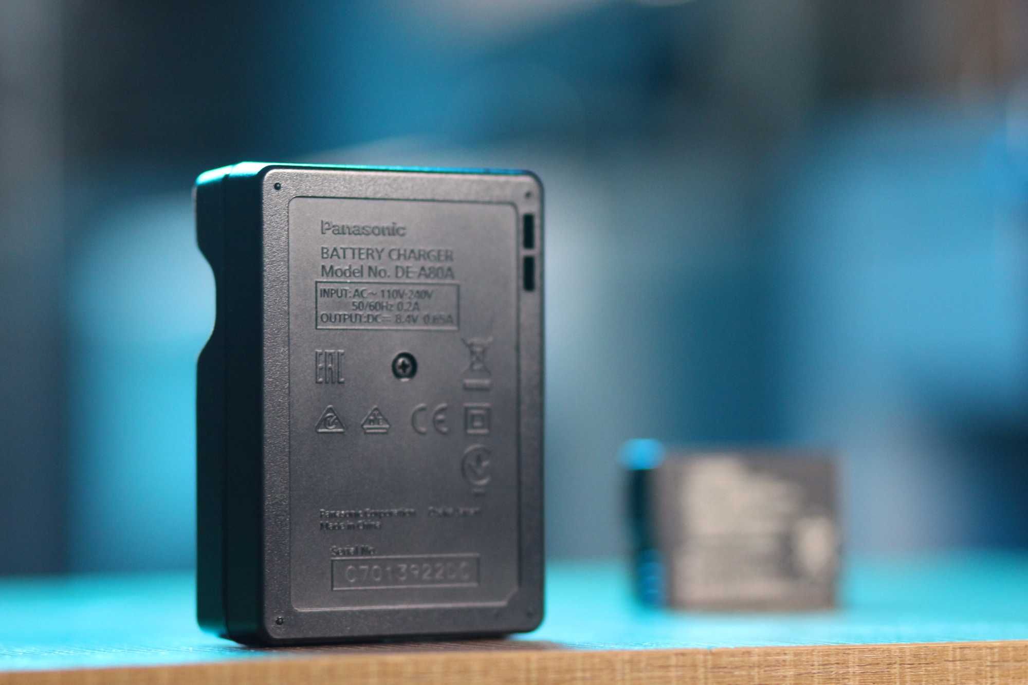 Ładowarka Lumix Panasonic DE-A80 + bateria DMW-BLC12E ORYGINALNE